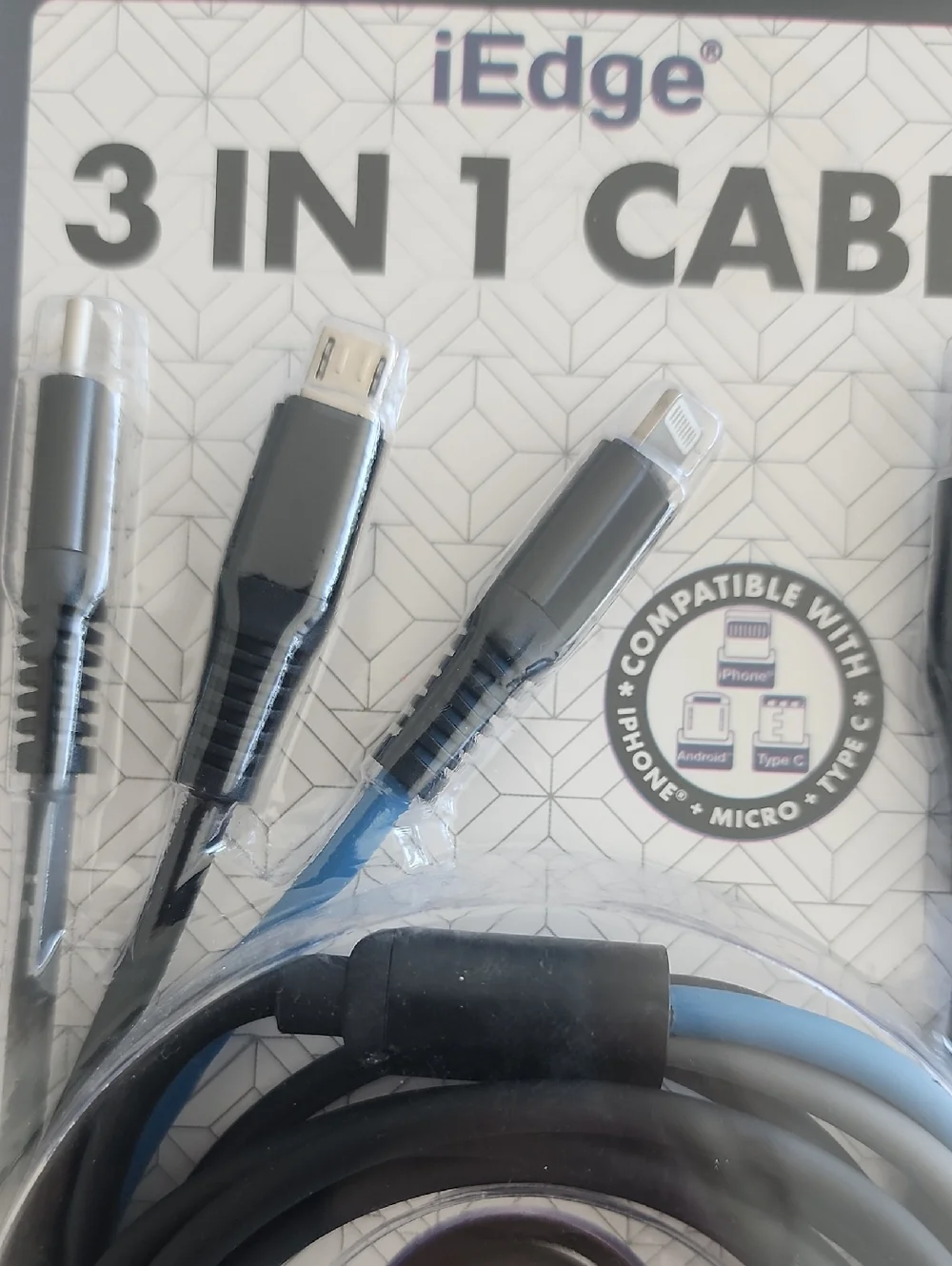edge 3-in-1 6ft Charging Cable - Black